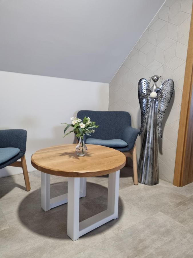 Apartmany U 3 Zbuju Malenovice  Buitenkant foto