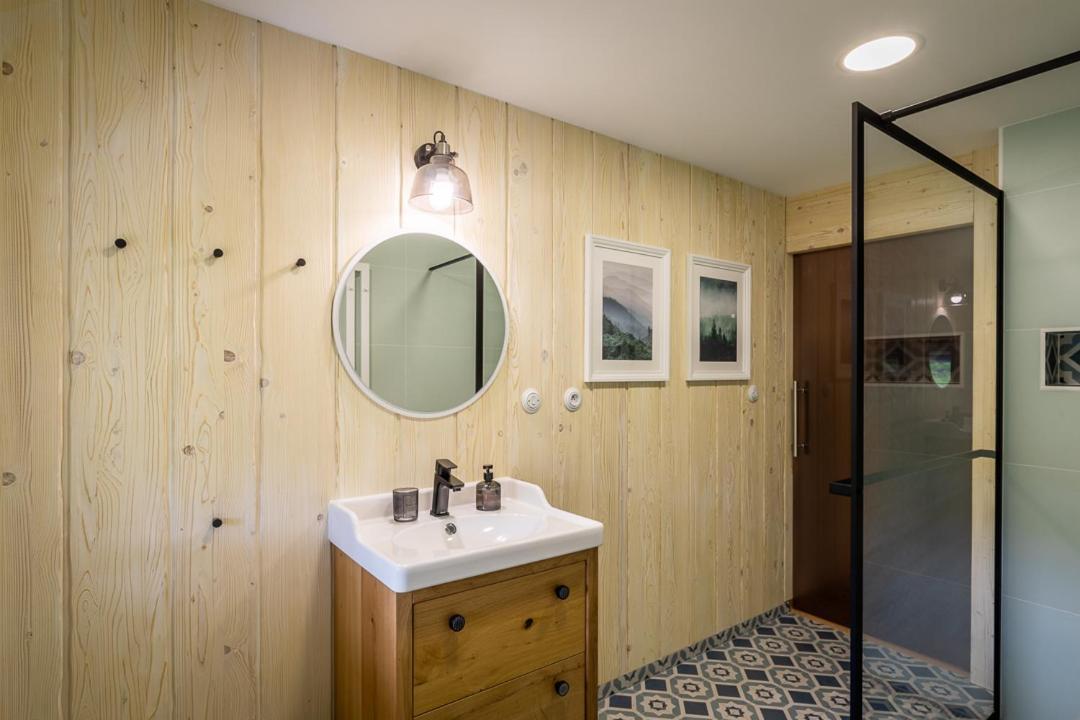 Apartmany U 3 Zbuju Malenovice  Buitenkant foto