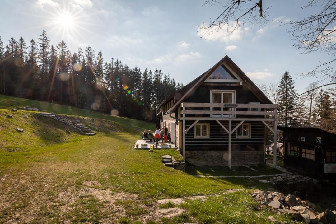 Apartmany U 3 Zbuju Malenovice  Buitenkant foto